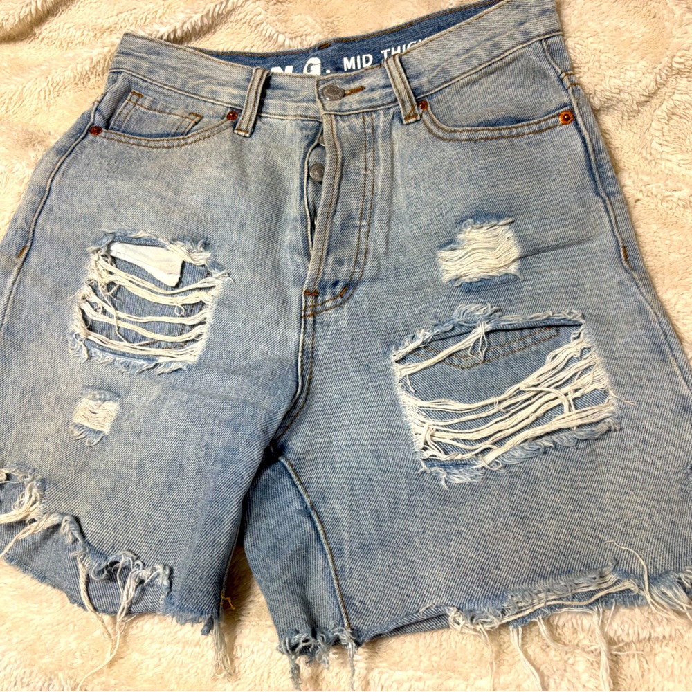 S.O.N.G mid thigh shorts